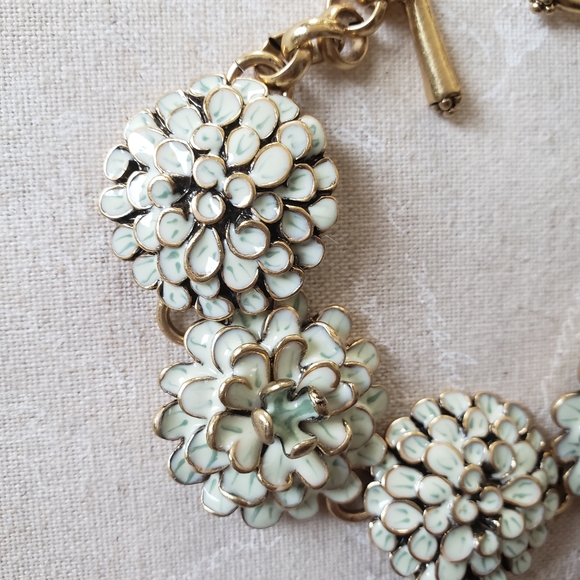 Lucky Brand Vintage Brass Enamel Flower Bracelet - Picture 2 of 6